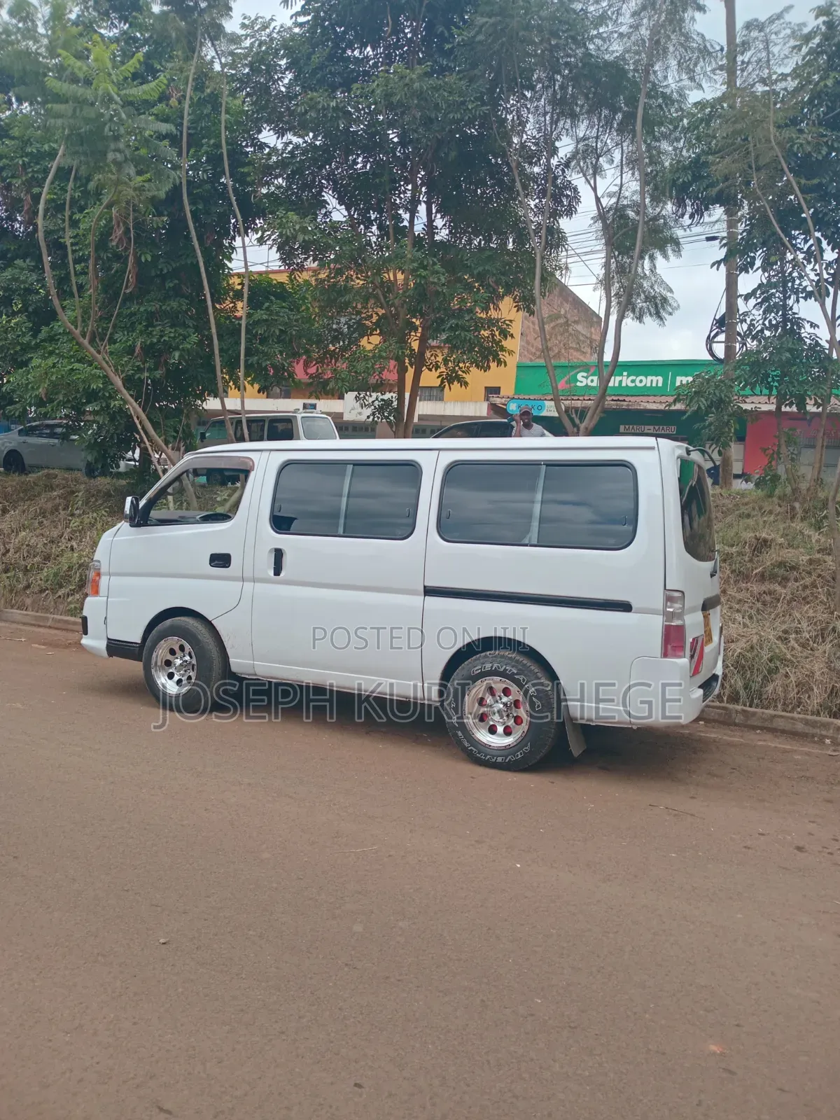 Nissan Caravan (Urvan) 2010 White