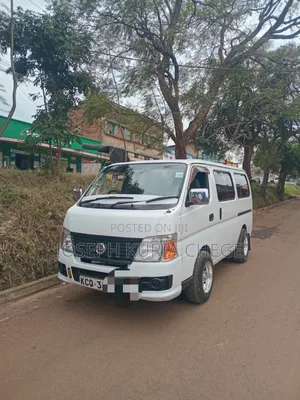 Nissan Caravan (Urvan) 2010 White