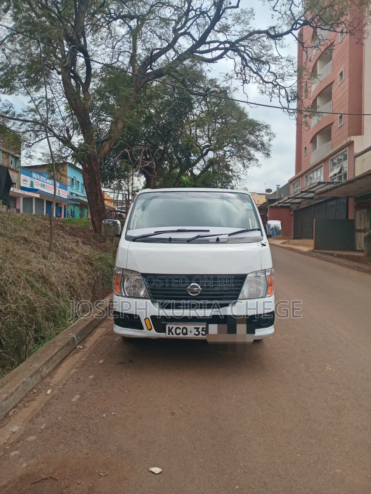Nissan Caravan (Urvan) 2010 White