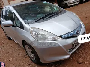 Honda Fit Automatic 2011 Silver