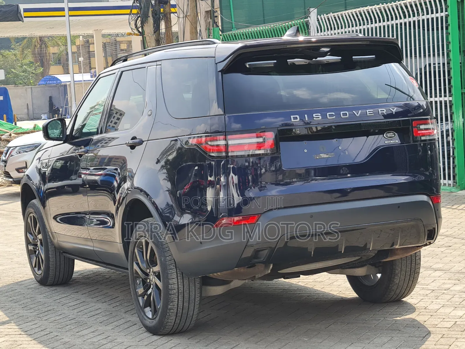 Land Rover Discovery 2020 Blue