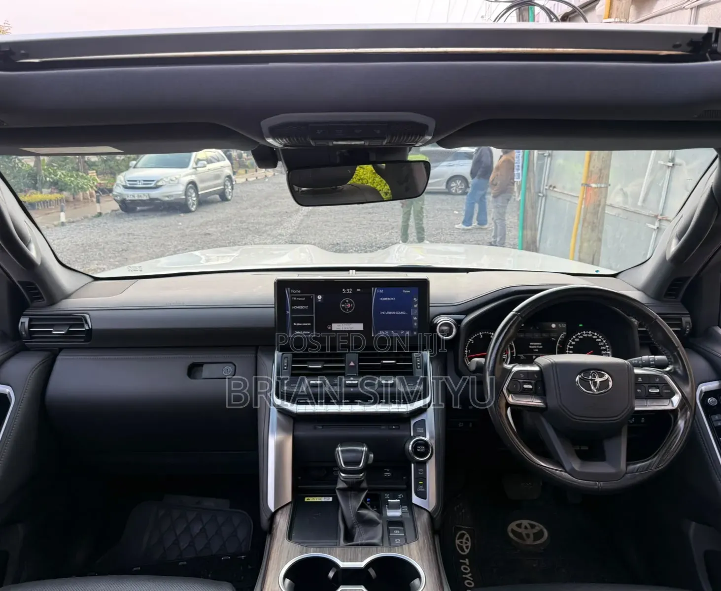 Toyota Land Cruiser 2022 Silver