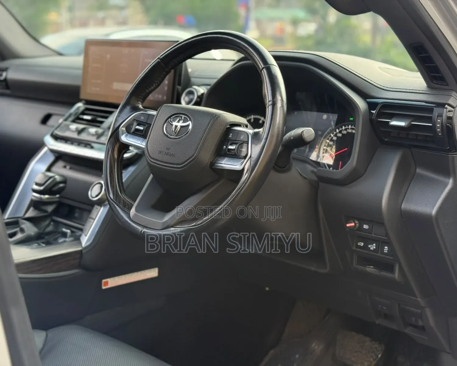 Toyota Land Cruiser 2022 Silver