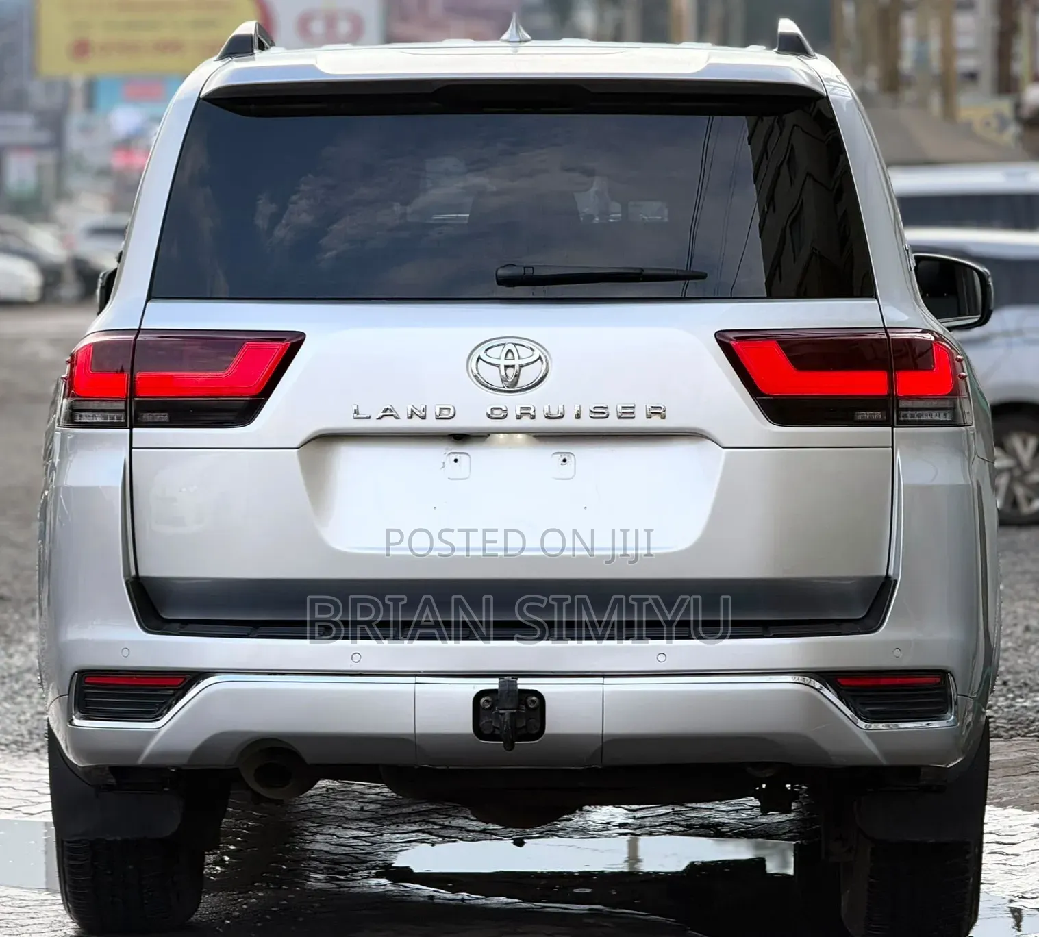 Toyota Land Cruiser 2022 Silver