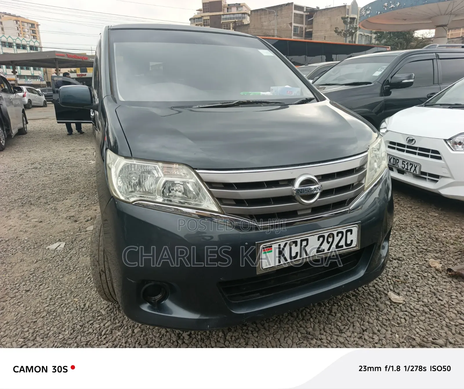 Nissan Serena 2010 Blue