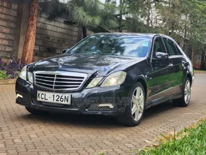 Mercedes-Benz E250 2010 Gray