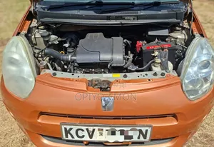 Toyota Passo 2012 Orange