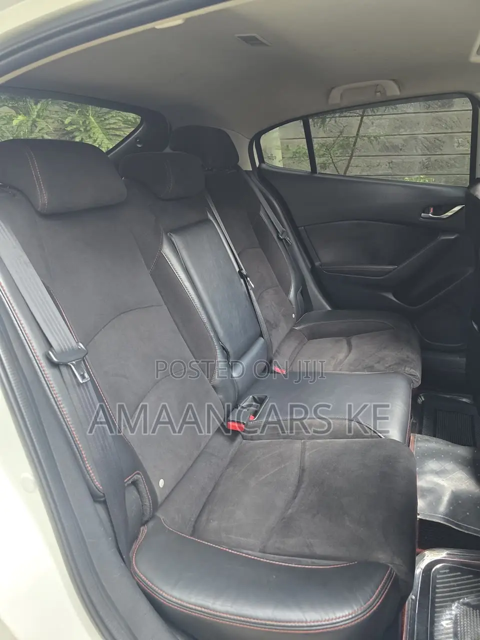 Mazda Axela SV Premium 2014 White
