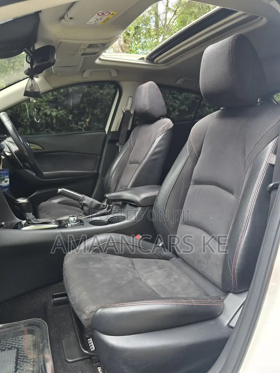 Mazda Axela SV Premium 2014 White