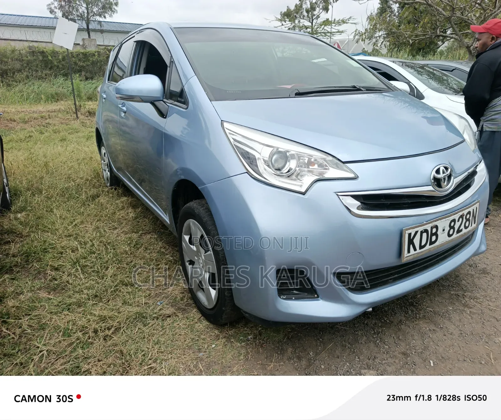Toyota Ractis 2015 Blue