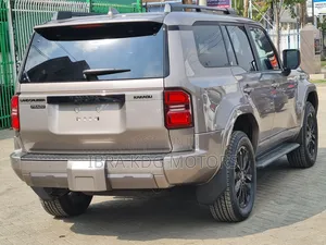 New Toyota Land Cruiser 2025 Gray
