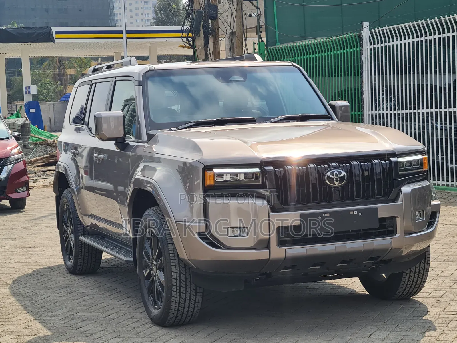 New Toyota Land Cruiser 2025 Gray