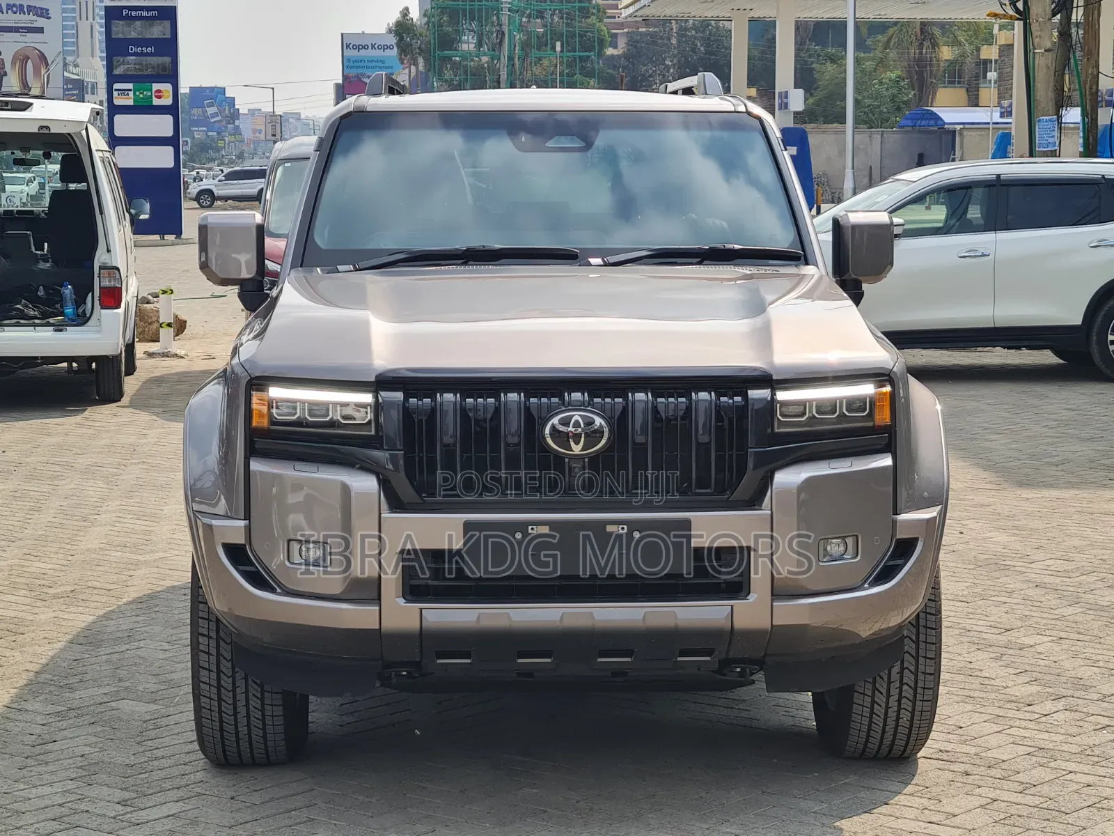 New Toyota Land Cruiser 2025 Gray