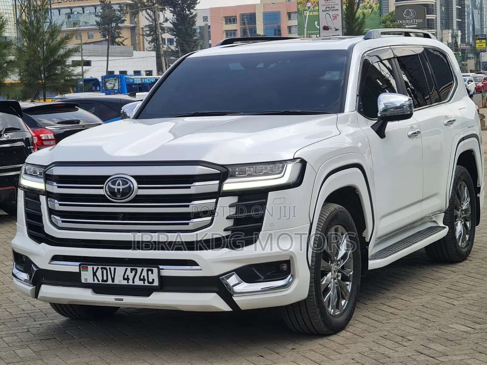 Toyota Land Cruiser 2021 White