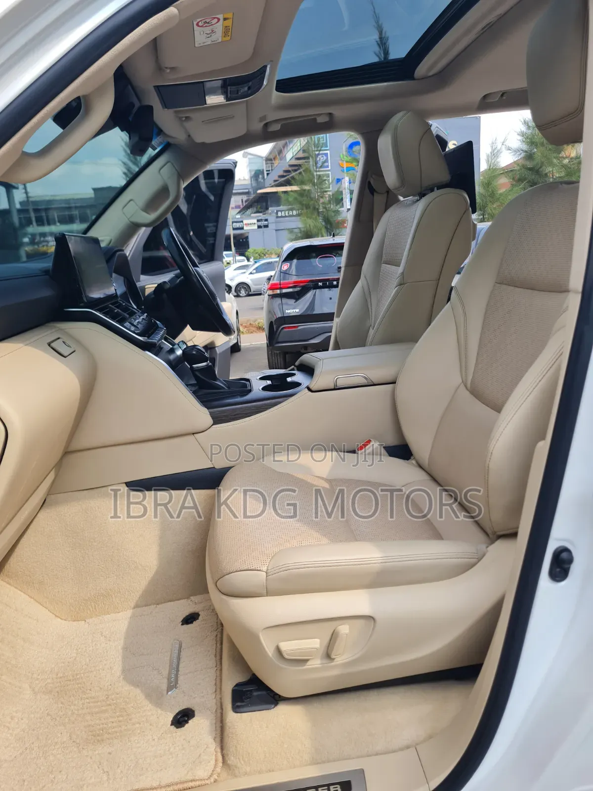 Toyota Land Cruiser 2021 White