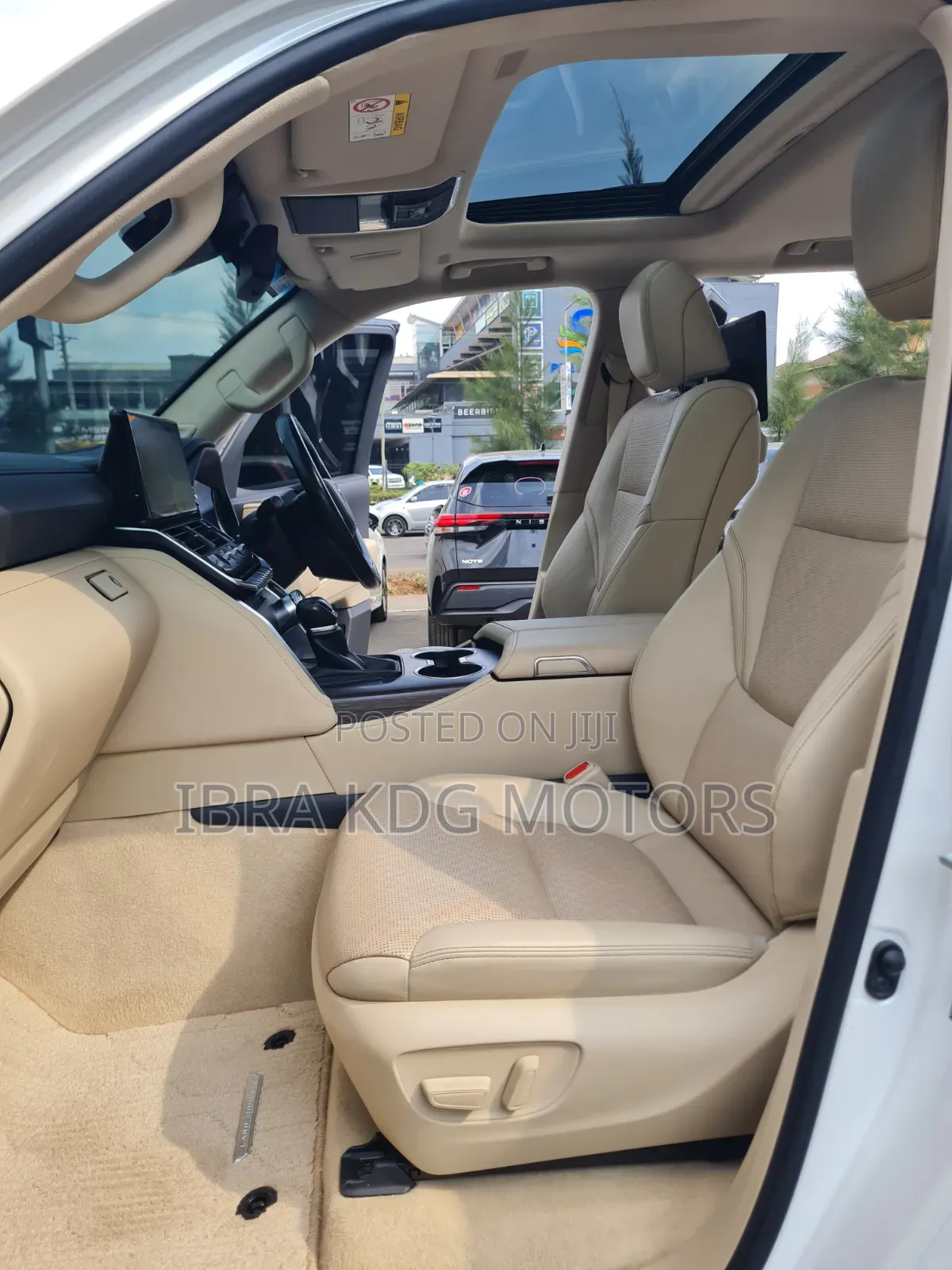 Toyota Land Cruiser 2021 White