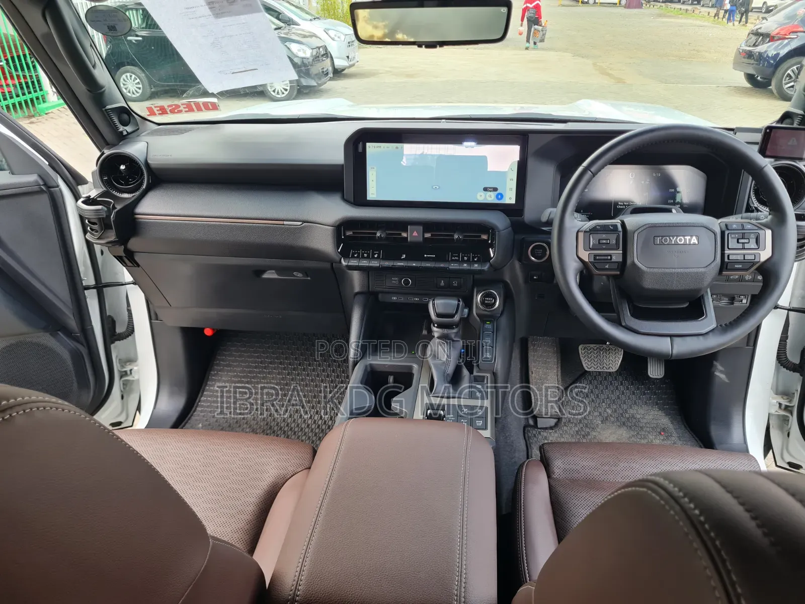 Toyota Land Cruiser Prado 2024 White
