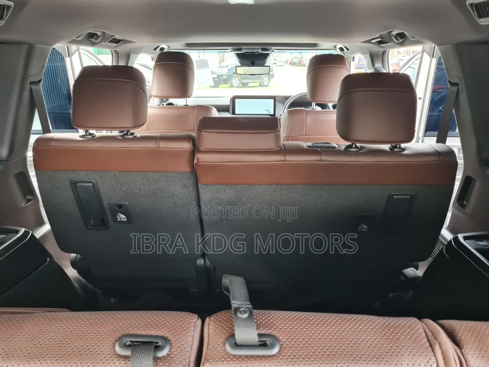 Toyota Land Cruiser Prado 2024 White