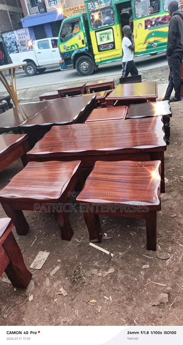 Mahogany Solid Coffee Table With Two Stools - thumbnail 2