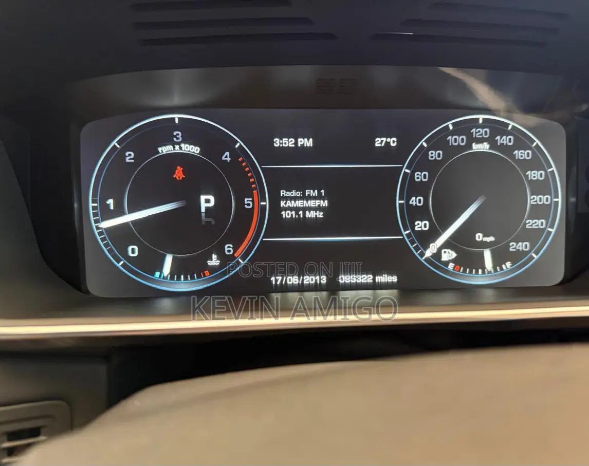 Land Rover Range Rover Vogue 2015 Black