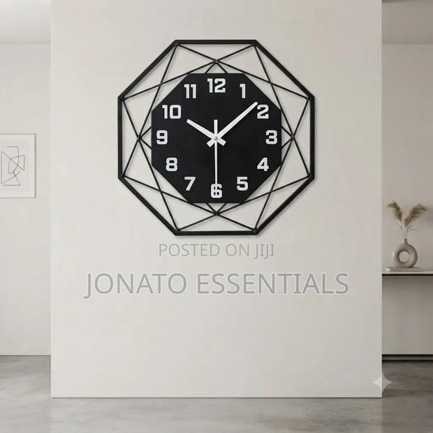 Modern Geometric Metal Wall Clock 35cm Black Minimalist Decor