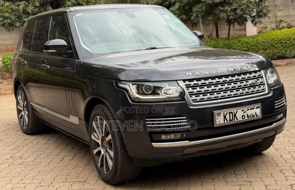 Land Rover Range Rover Vogue 2015 Black
