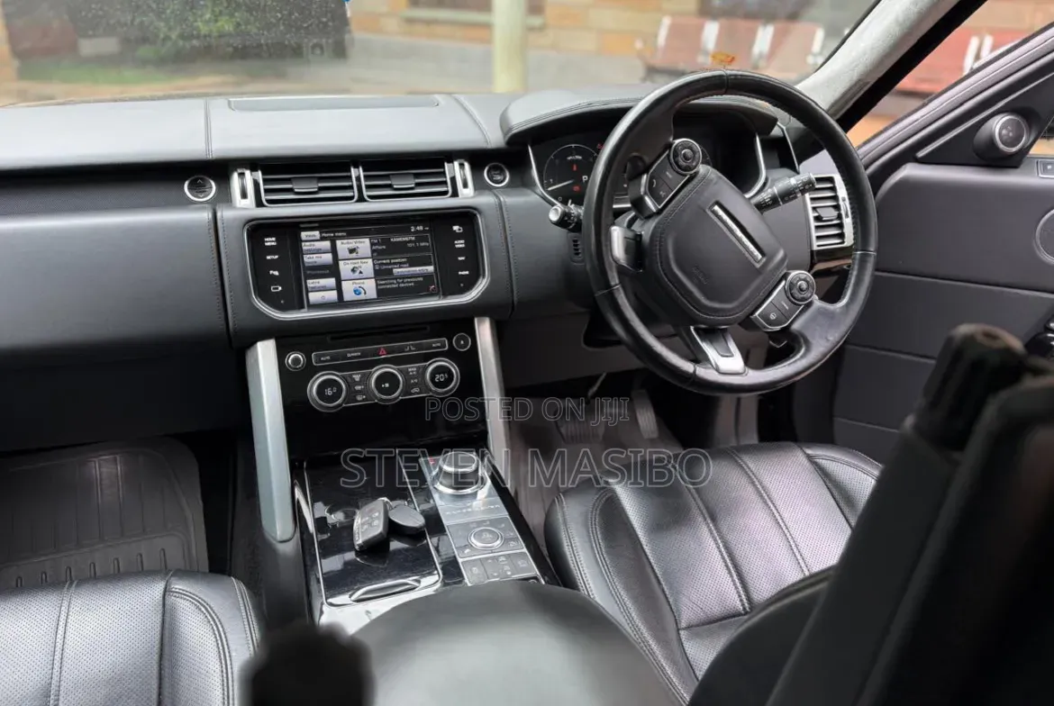 Land Rover Range Rover Vogue 2015 Black