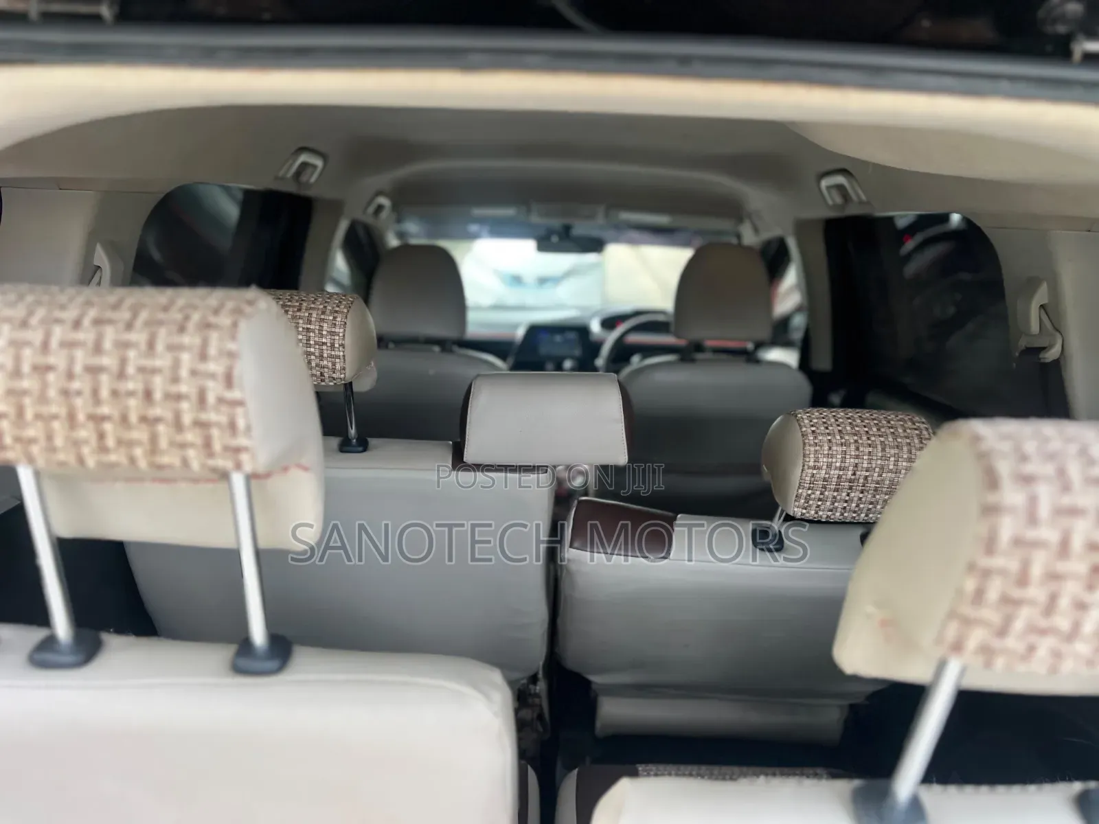 Toyota Sienta 2015 Brown