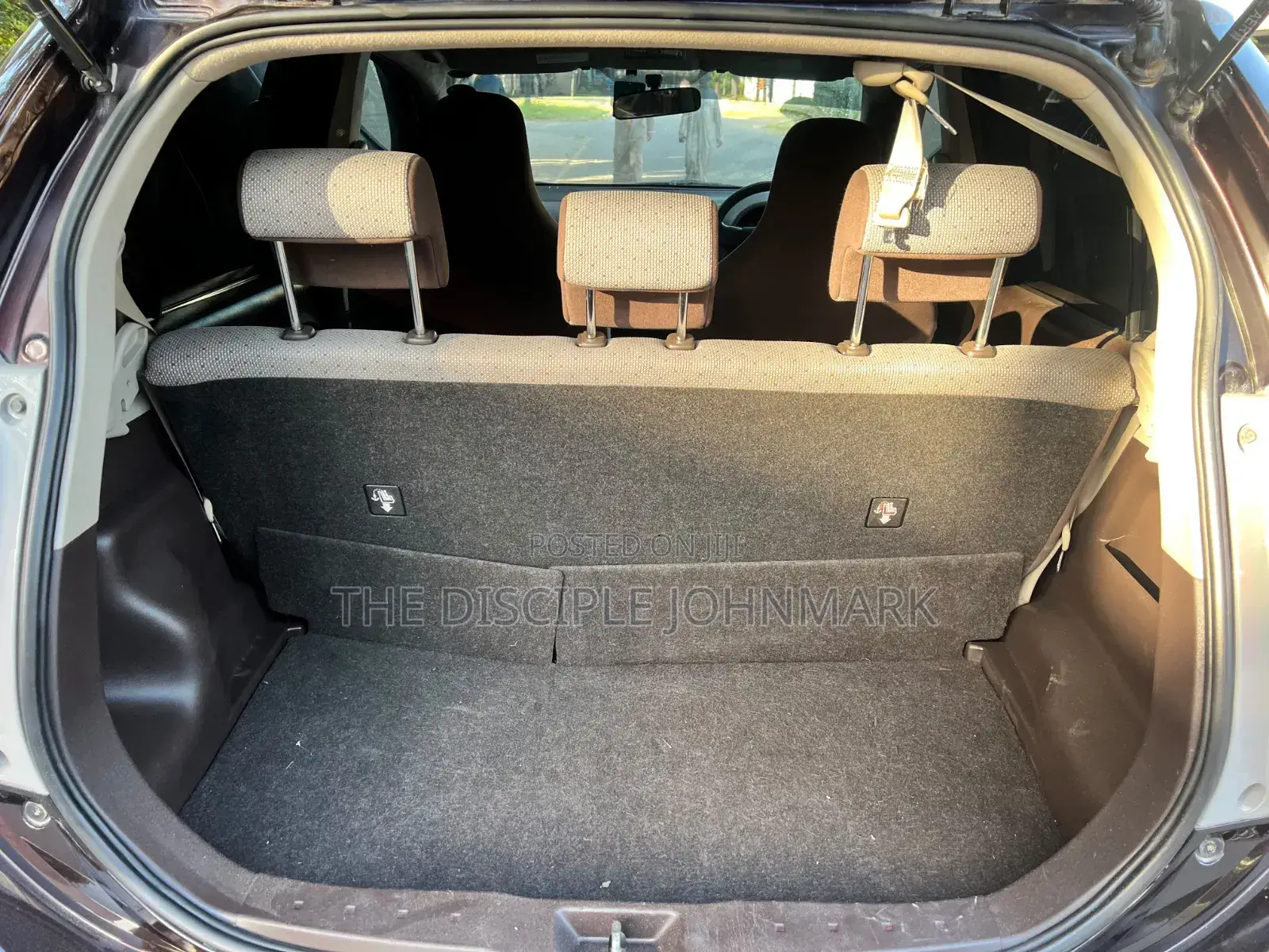 Toyota Passo 2016 Maroon