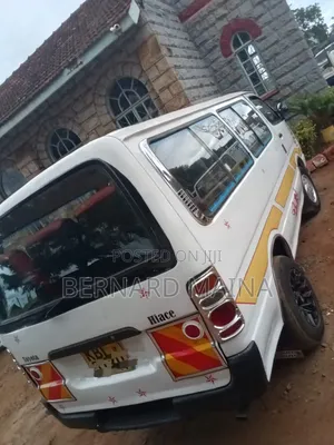 Toyota HiAce 2008 White