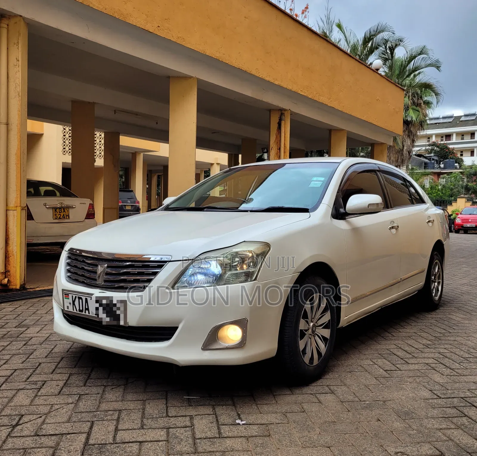 Toyota Premio 2013 White