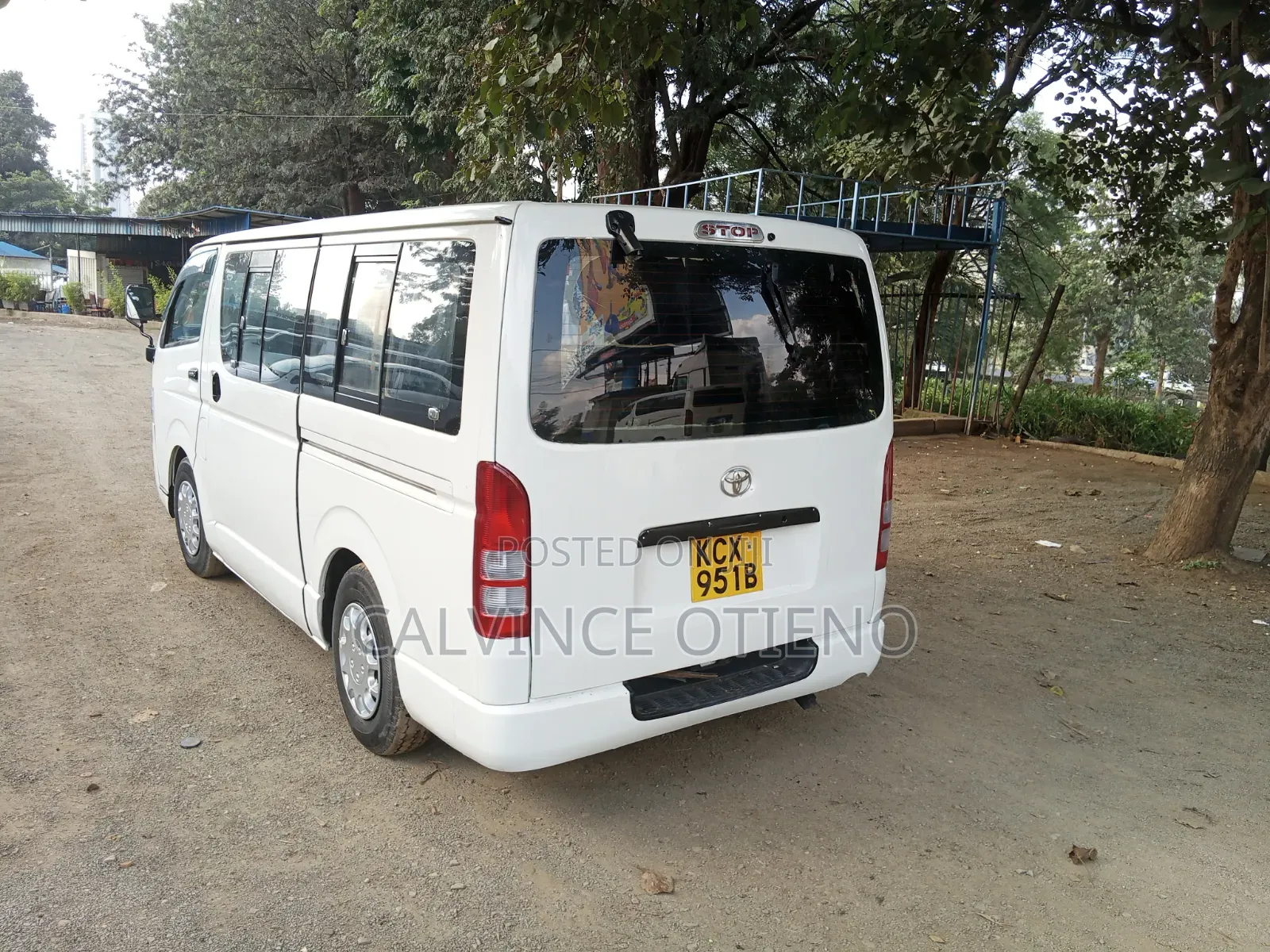 Toyota HiAce 2012 White
