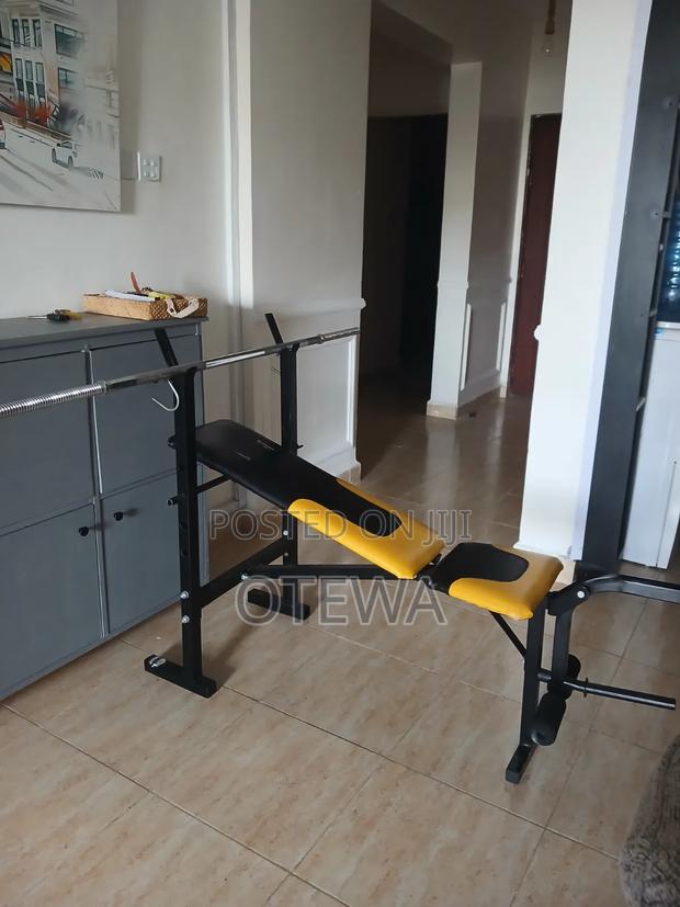 Everlast Gym Bench With 1.5 Barbell - thumbnail 5