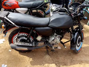 Bajaj Boxer 150 UG 2022 Red