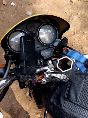Bajaj Boxer 150 UG 2022 Red