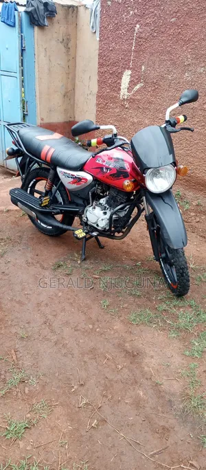 Bajaj Boxer 150 UG 2021 Red
