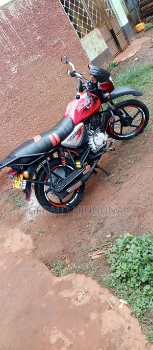 Bajaj Boxer 150 UG 2021 Red