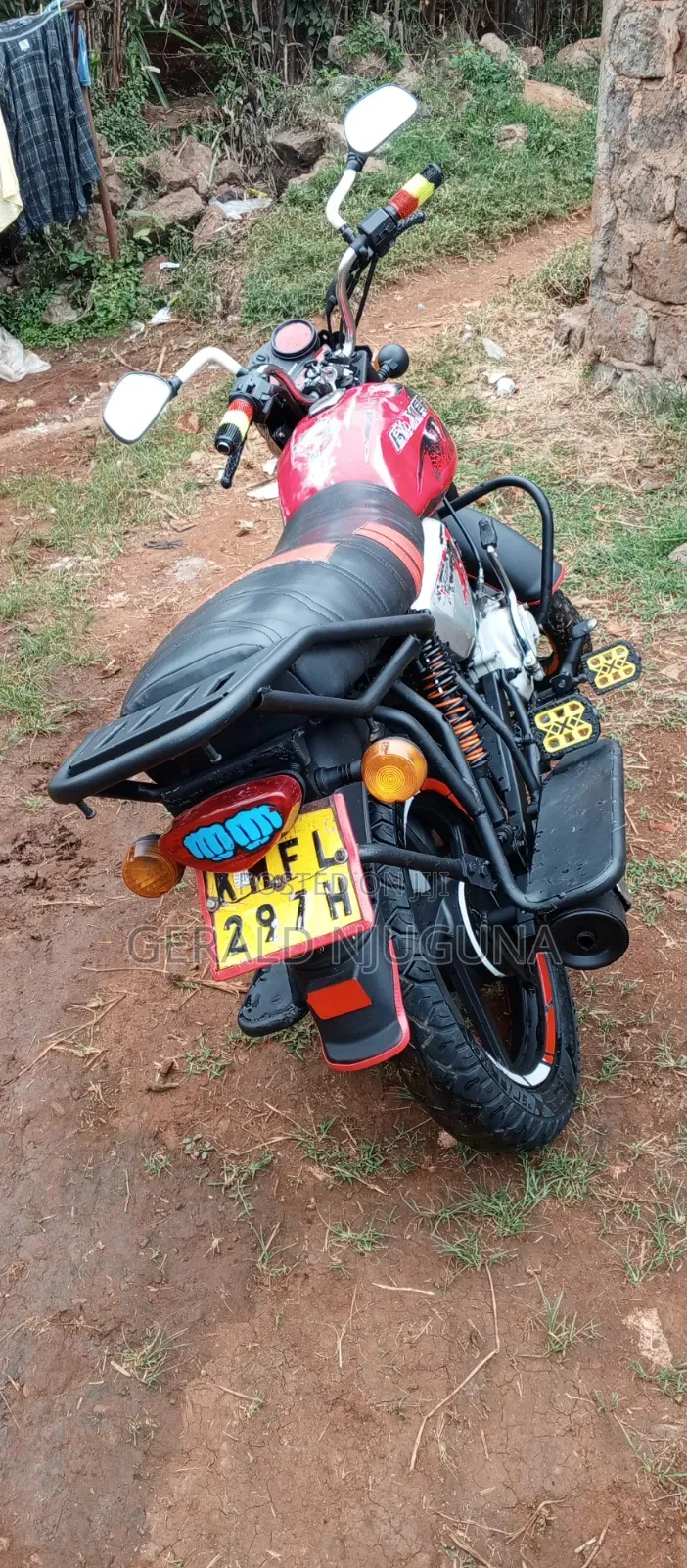Bajaj Boxer 150 UG 2021 Red