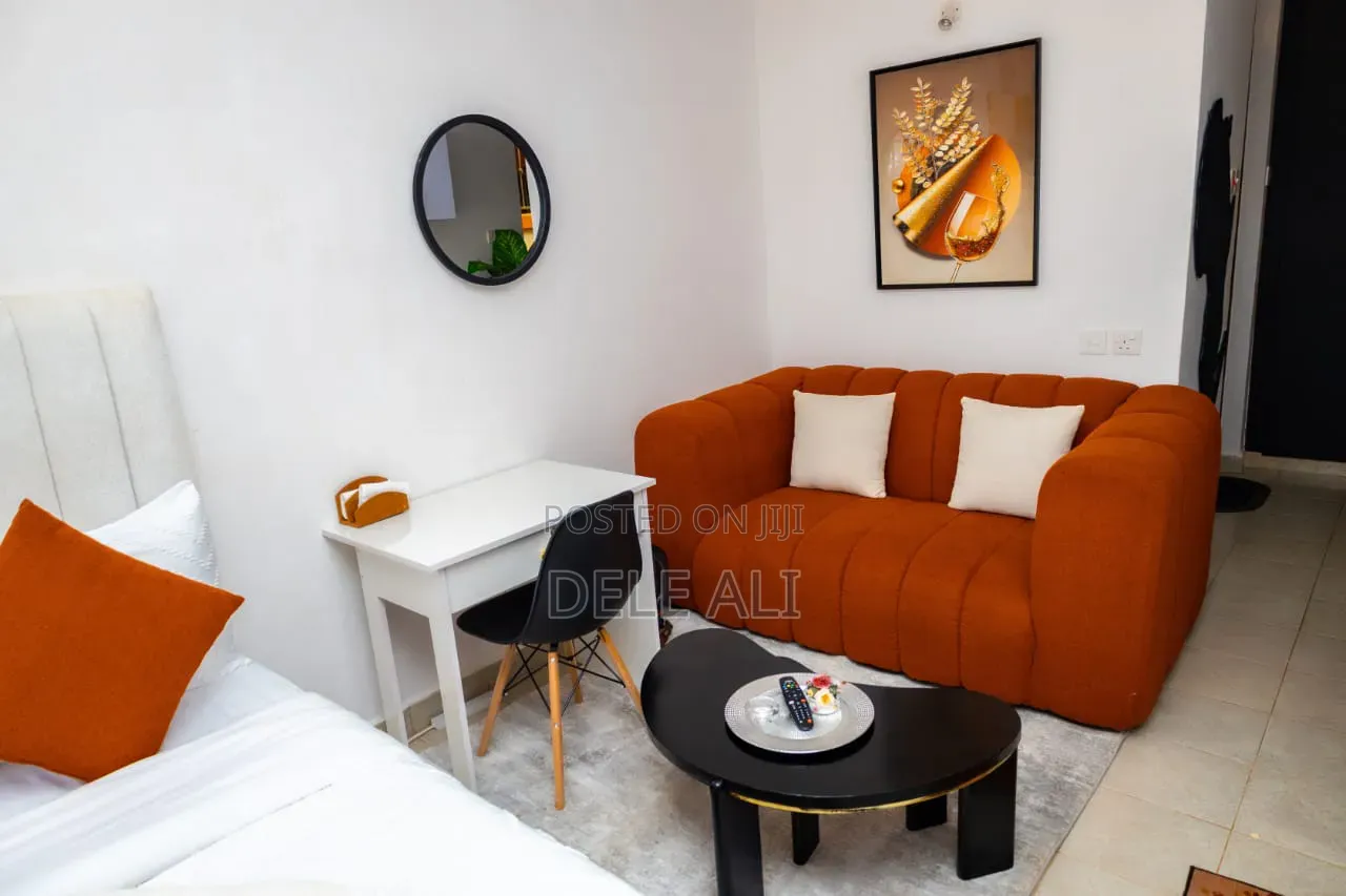 Dels Homes Air BNB Ruaja Town Away From Home Clean Durable Staycation