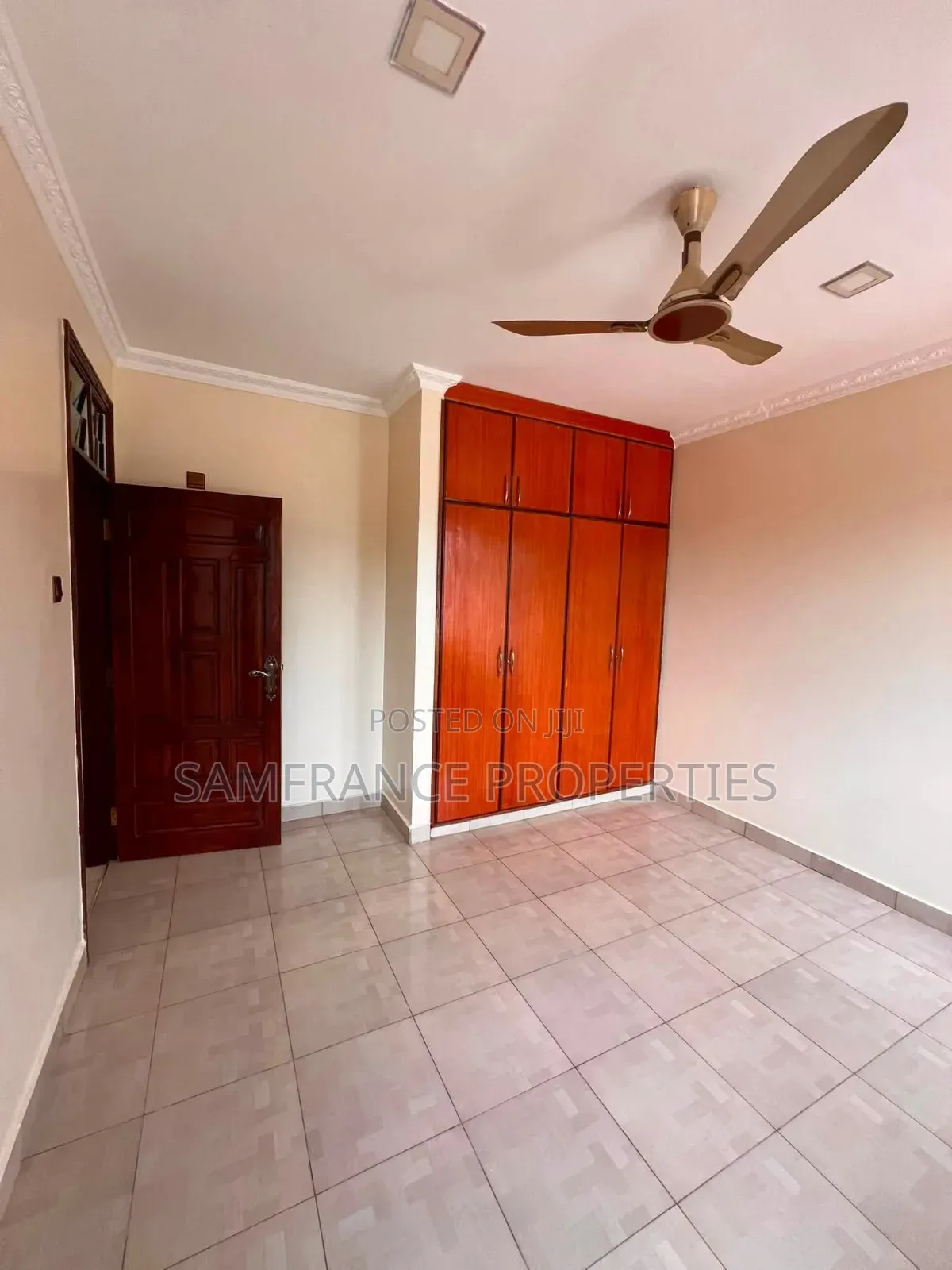 4bdrm Mansion in Mtwapa for sale