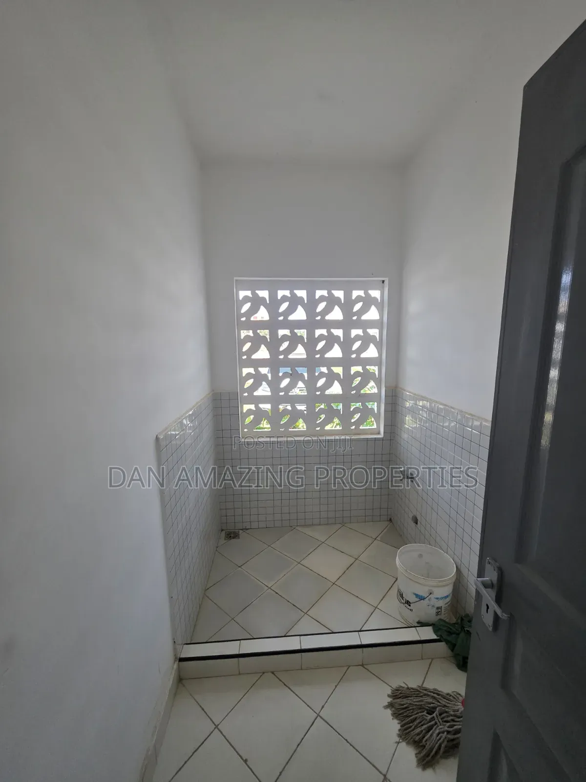 3bdrm Apartment in Bamburi Pay Plan, Utange for sale