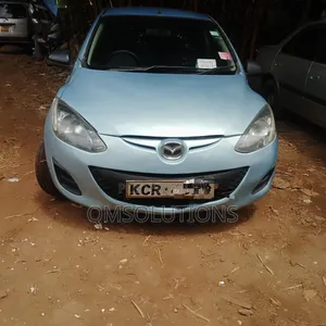 Mazda Demio 2011 Silver