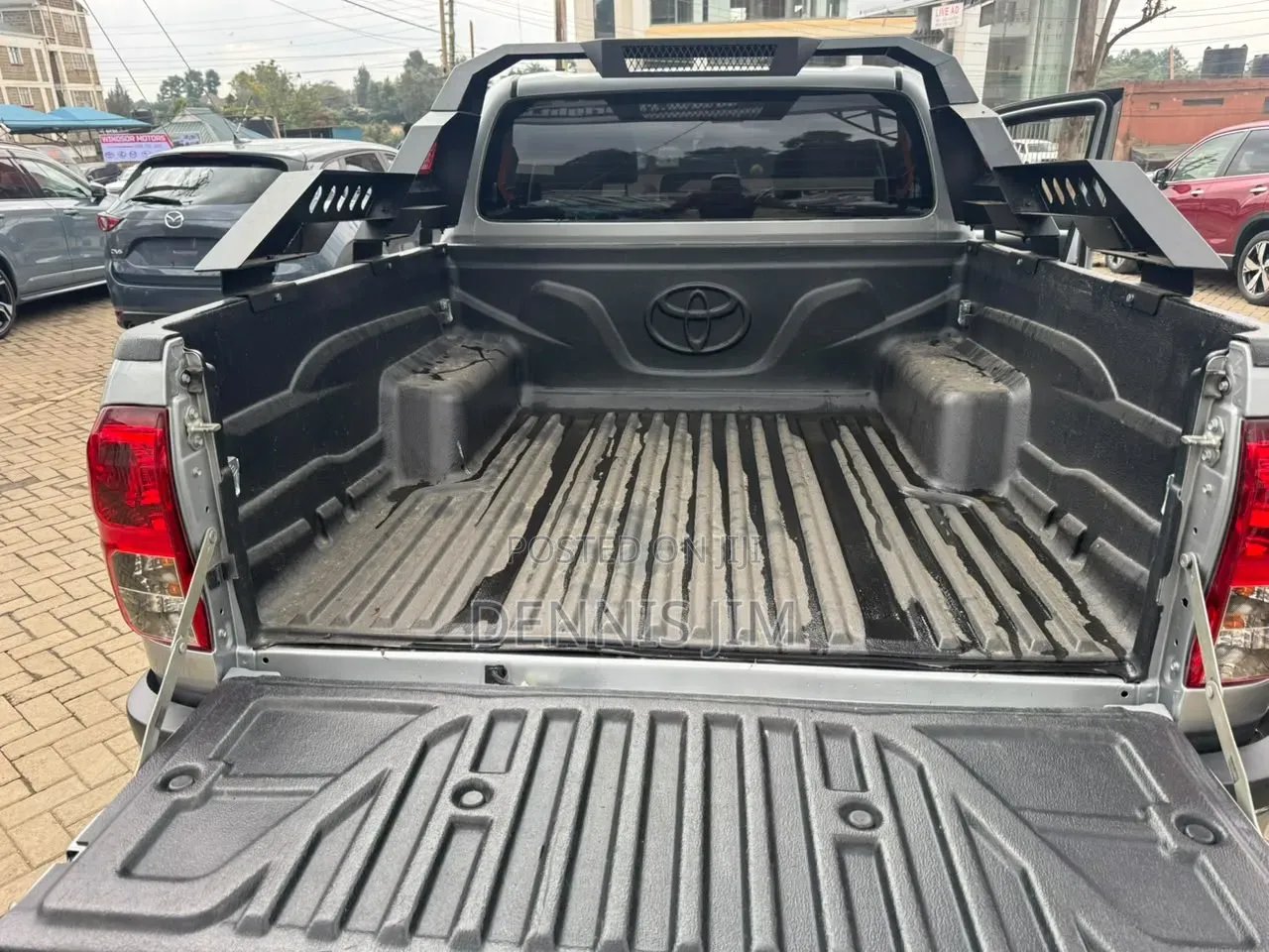 Toyota Hilux Revo Double Cab Deisel 2.8 AWD 2018 Silver