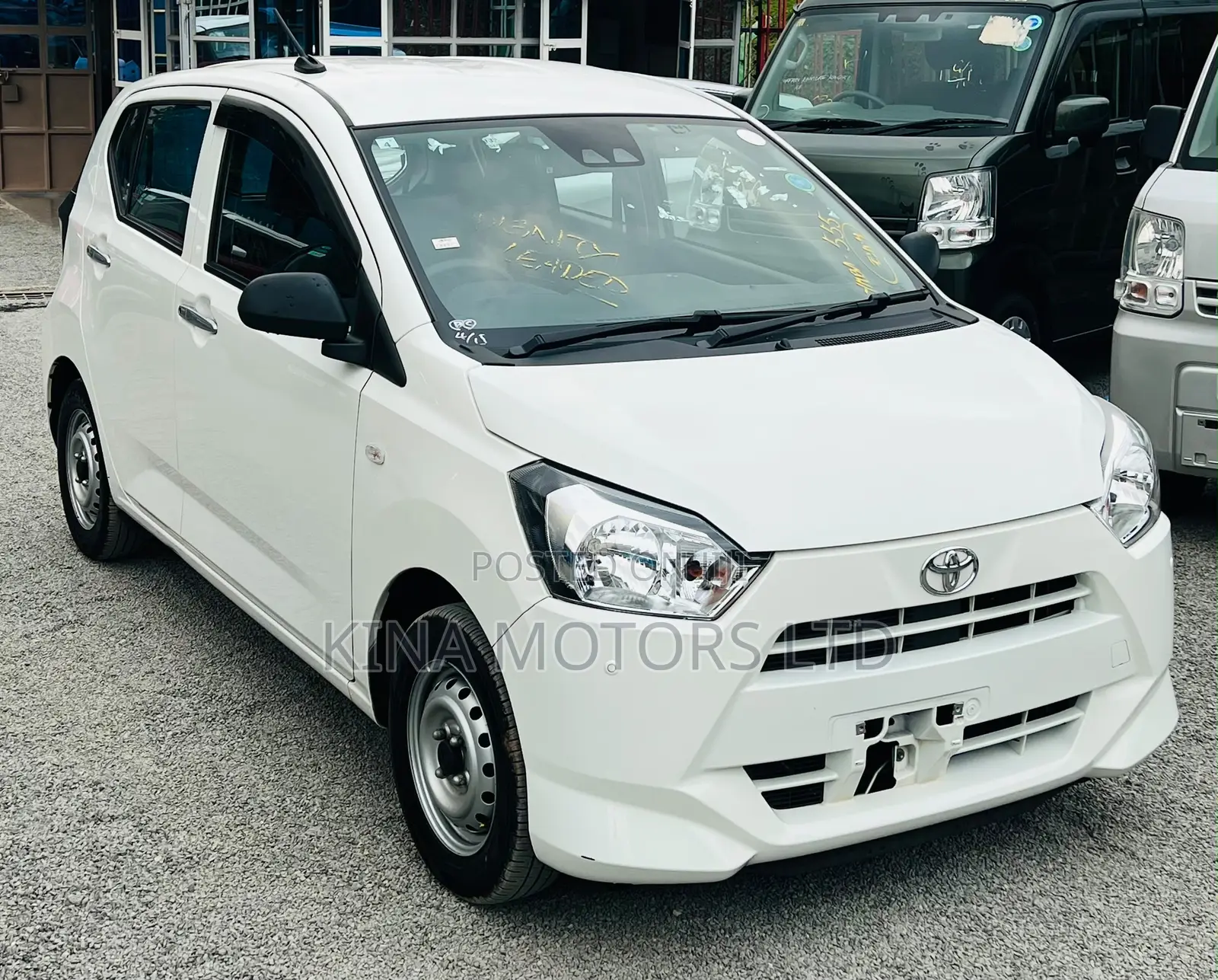 Toyota Pixis Epoch 660 FWD 2019 White