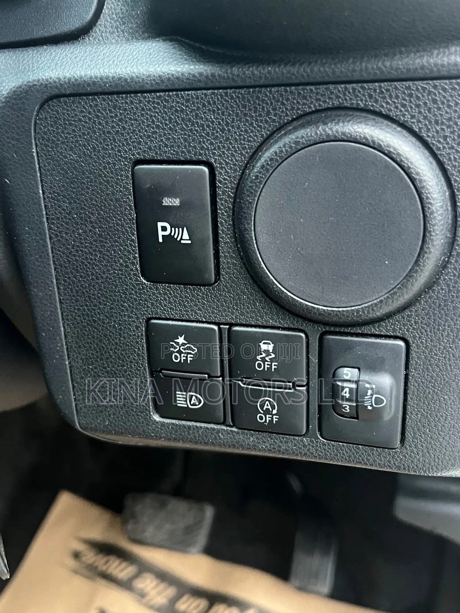 Toyota Pixis Epoch 660 FWD 2019 White