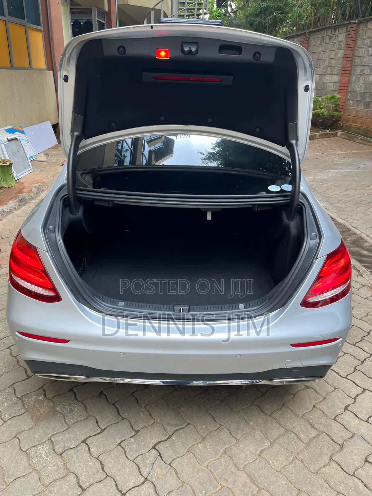 Mercedes-Benz E200 2017 Silver