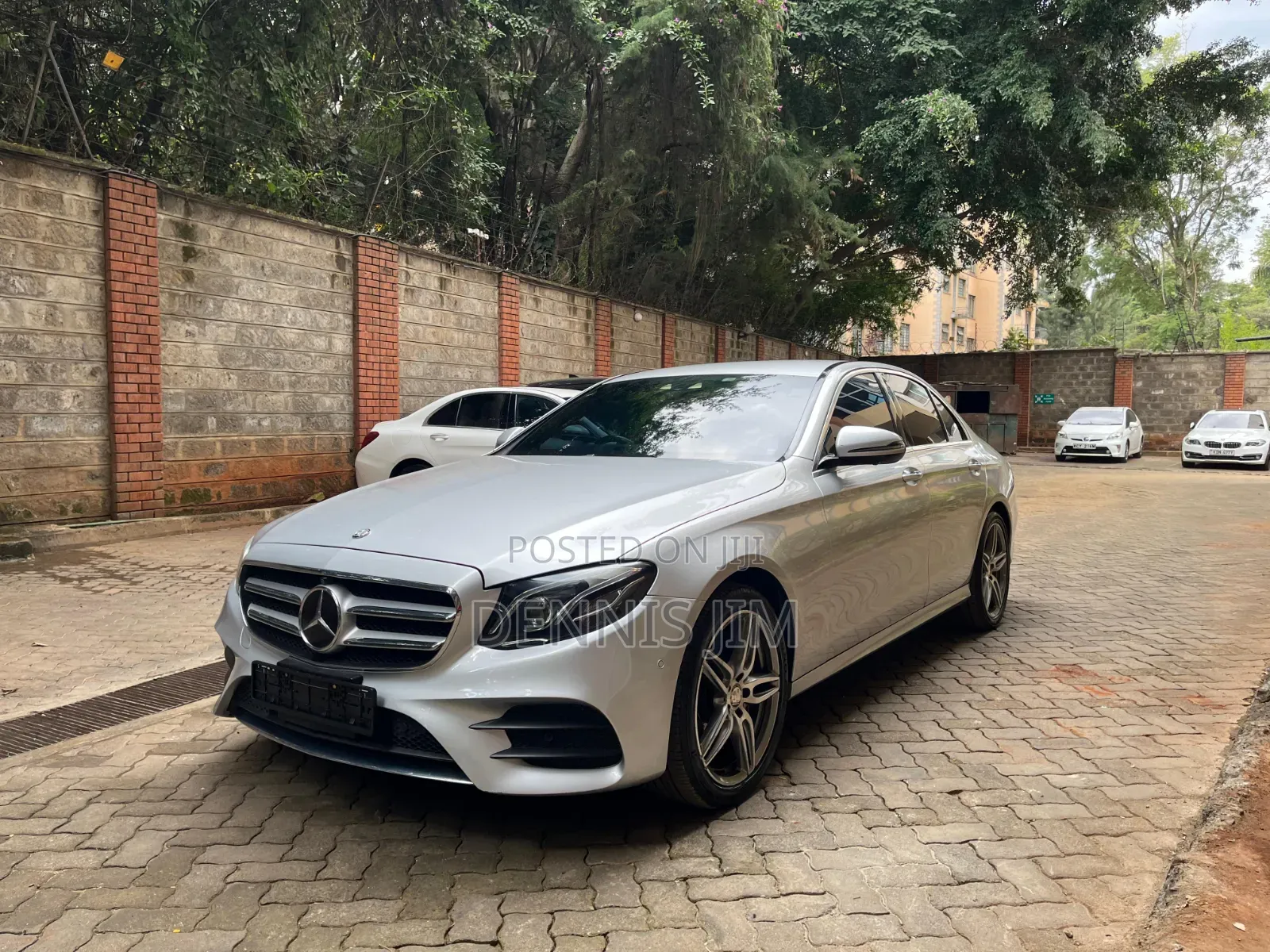 Mercedes-Benz E200 2017 Silver