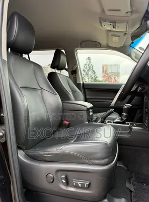 Toyota Land Cruiser Prado 2.8 2021 Matt Black