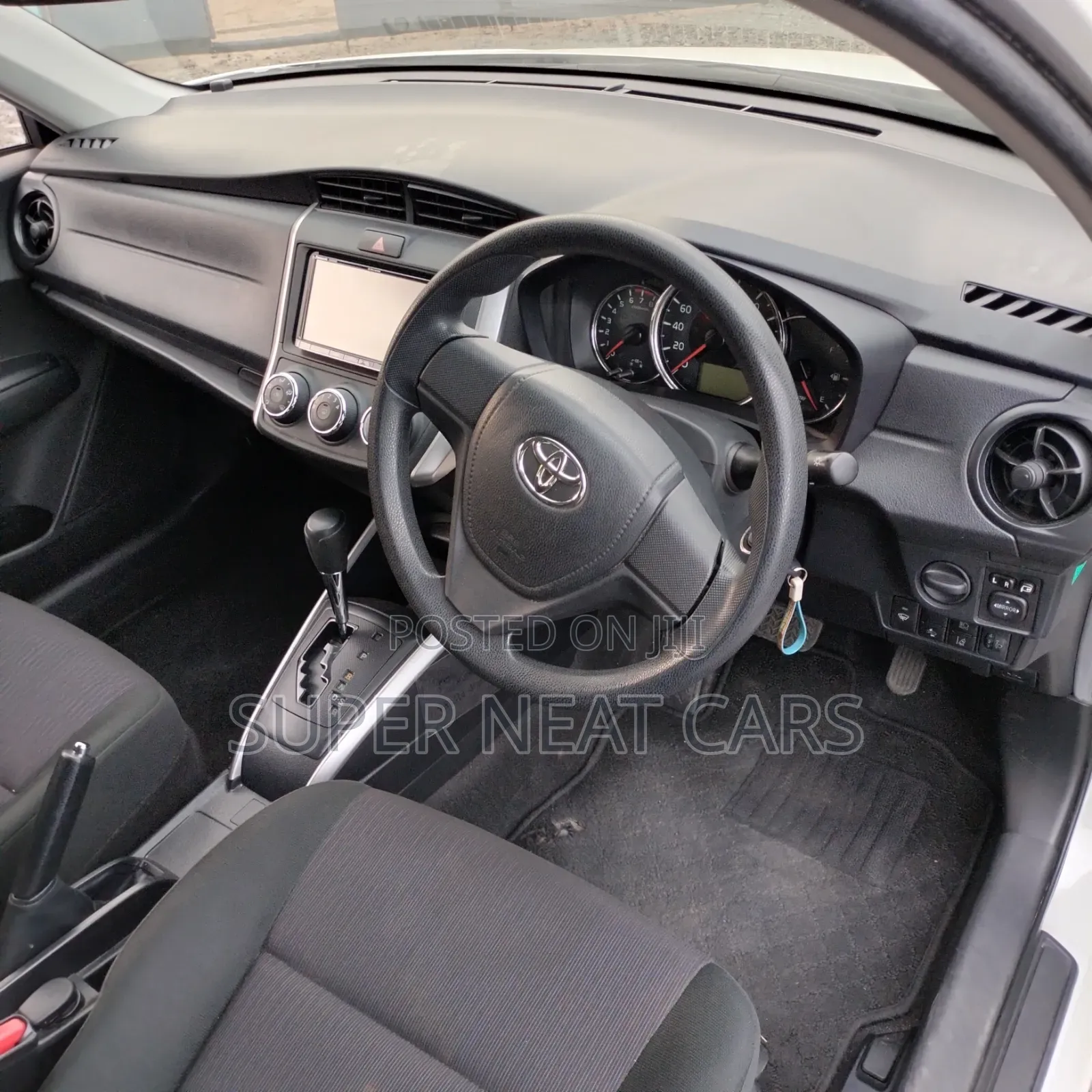 Toyota Corolla Fielder 2018 White