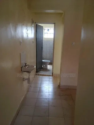Mini Flat in Lilly, Ngando for rent